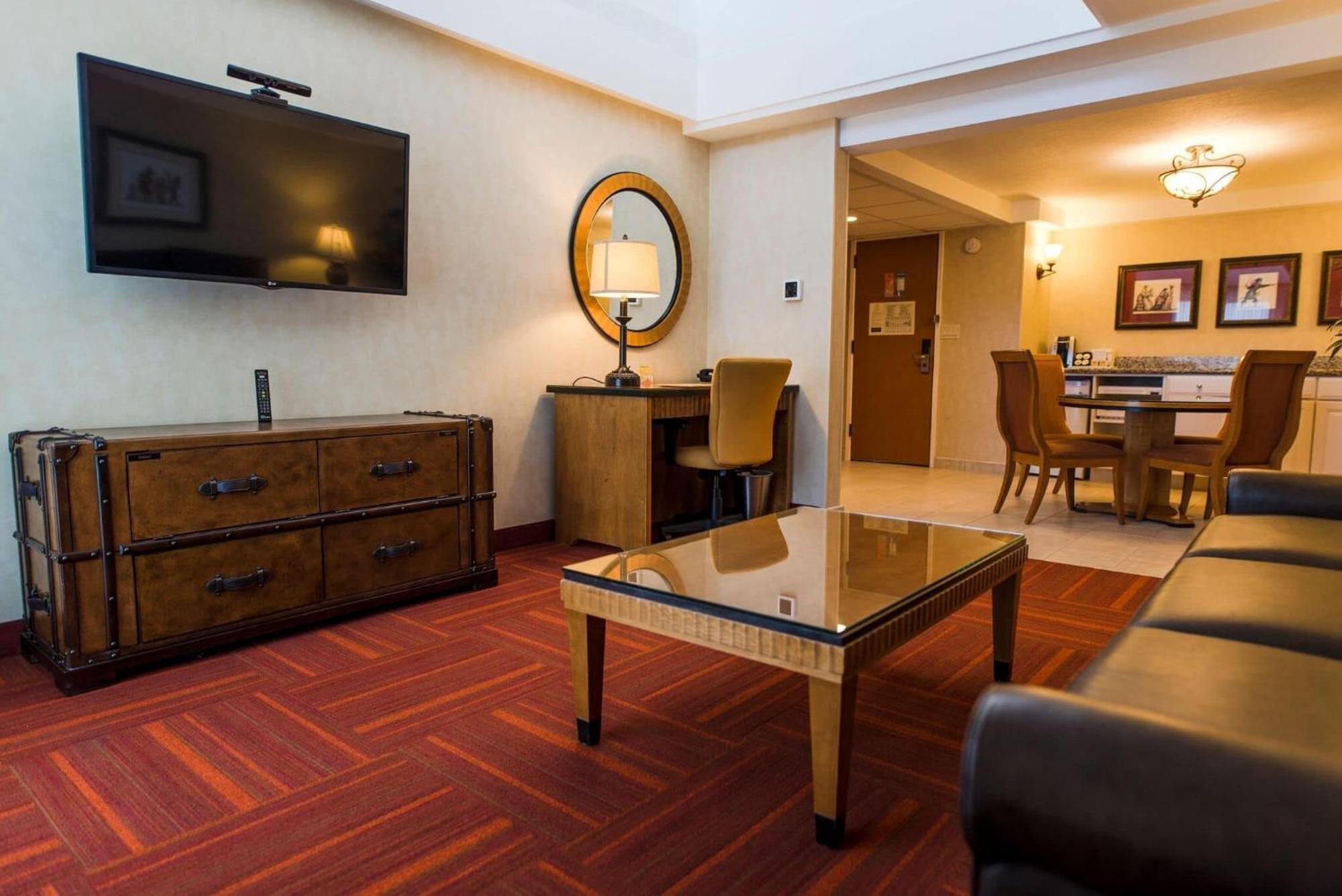 Howard Johnson By Wyndham Anaheim Hotel & Water Playground מראה חיצוני תמונה