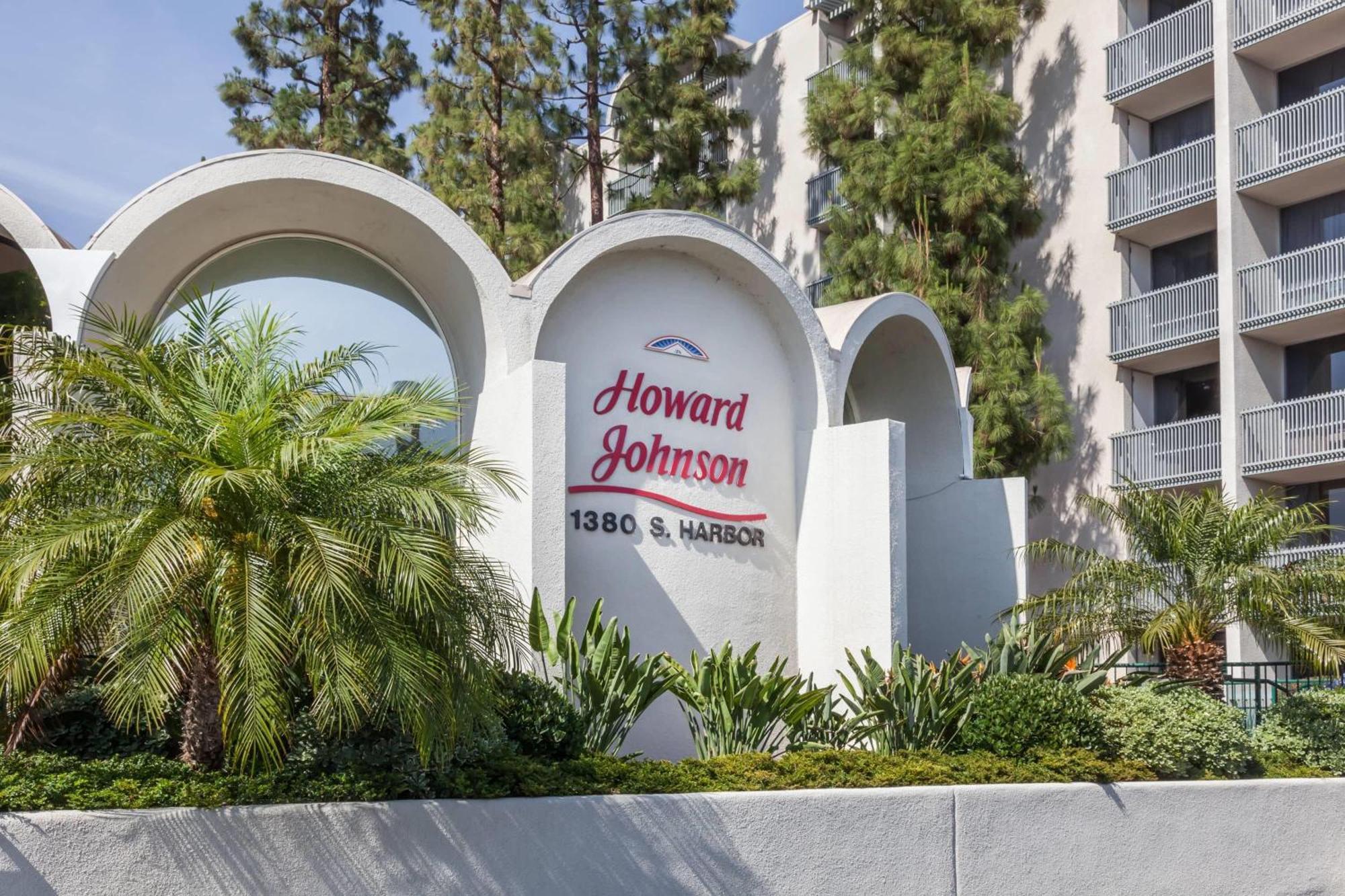Howard Johnson By Wyndham Anaheim Hotel & Water Playground מראה חיצוני תמונה